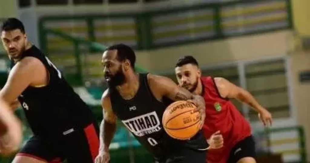 الاتحاد السكندرى يفوز على الزمالك ويلحق بالأهلى فى نهائى دورى كرة السلة