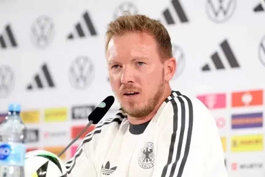 ناجلسمان لا يشعر بالقلق بشأن غياب نوير عن نهائي كأس ألمانيا