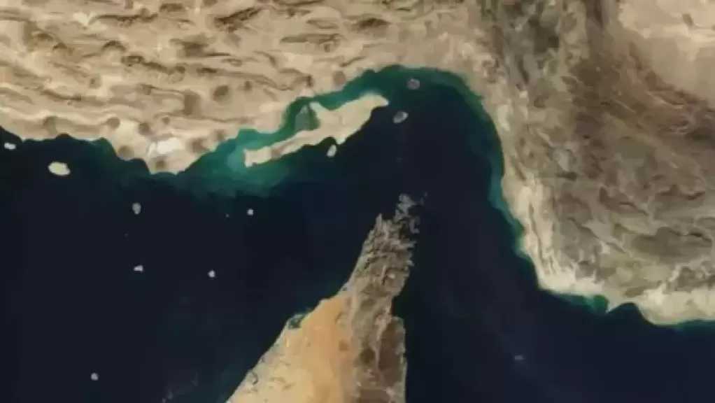 جمال القليوبي: إيران وقطر والكويت والبحرين تضررت من إغلاق مضيق هرمز