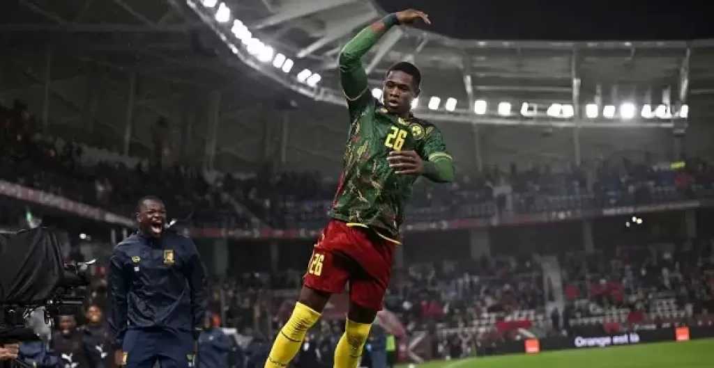 آرسنال يجهز 70 مليون يورو للتعاقد مع كريستيان كوفان