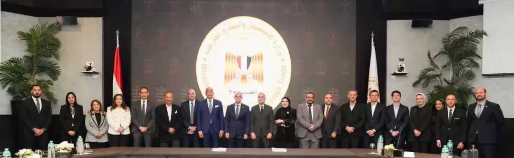 وزير الاستثمار يشهد اتفاقية تسوية بين المساهمين الرئيسيين في شركة مصر إيطاليا القابضة التي تمتلك محفظة استثمارية تتجاوز 100 مليار جنيه
