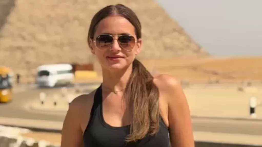 نيللي كريم تخطف الأنظار بإطلالة كاجوال