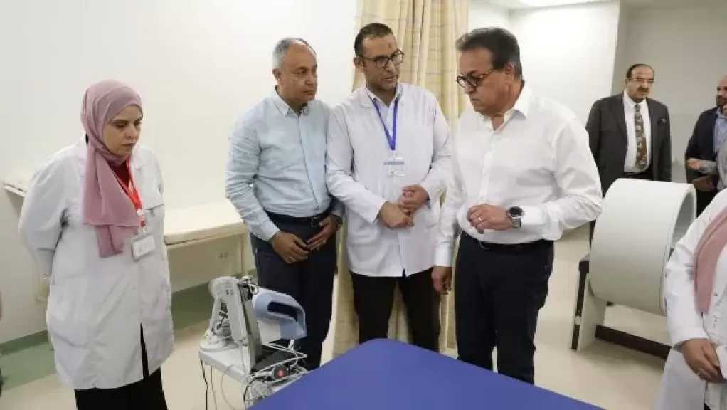 وزير الصحة يتفقد مستشفى بولاق الدكرور بنسبة تنفيذ 100% ومشروع أبو العلا