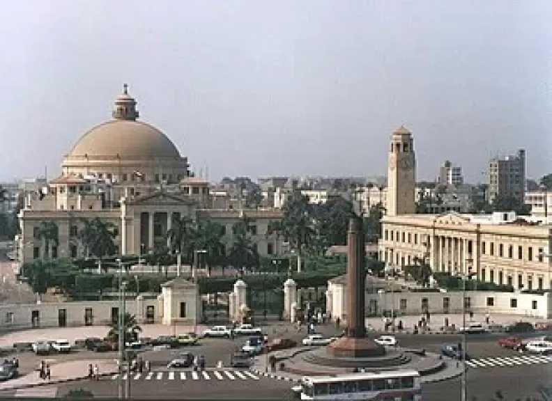 رئيس جامعة القاهرة يوجّه المكاتب الخضراء بمختلف الكليات بتكثيف جهود ترشيد الطاقة