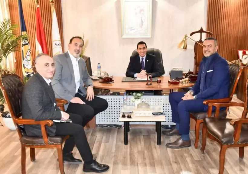 وزير الشباب والرياضة يبحث الشراكة مع مدير مكتب NBA مصر ونائب رئيس الرابطة الوطنية في أفريقيا