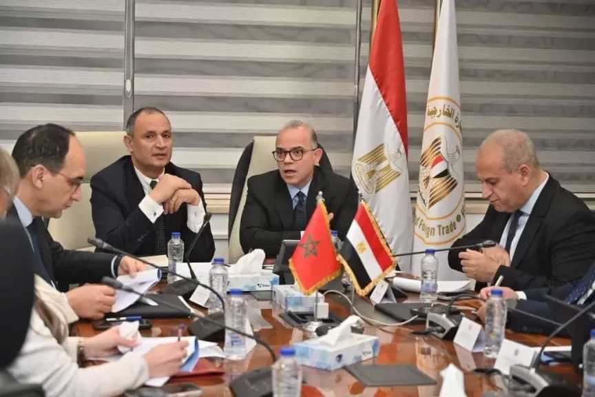 وزير الاستثمار: مسارات سريعة لإنجاز المعاملات وتيسير الإجراءات اللازمة لدعم التجارة البينية