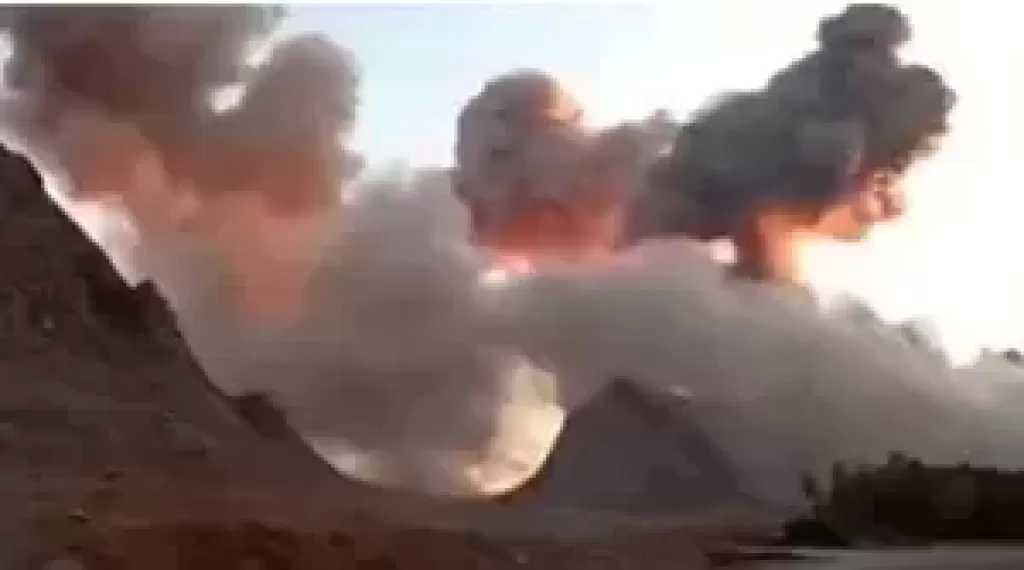 جيش الاحتلال الإسرائيلي ينفذ تفجيرا ببلدة لبنانية في اليوم الثاني لوقف النار