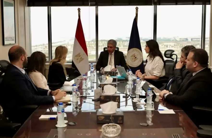 وزير السياحة يبحث مع مدير شركة فيزا مصر وليبيا والسودان آفاق الشراكة الاستراتيجية