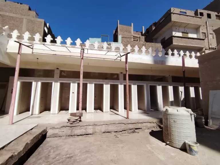 الأوقاف والآثار تتابعان ترميم مسجد سيدي جلال الدين بطهطا| صور
