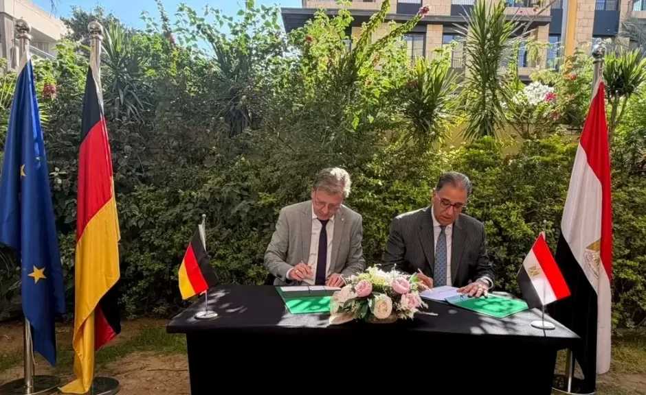 نائب وزير الخارجية يوقع إعلان نوايا للتعاون مع الجانب الألماني