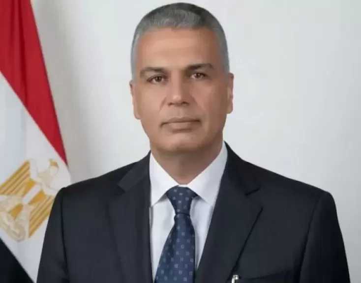 محافظ جنوب سيناء يهنئ الأنبا أبوللو أسقف المحافظة بعيد القيامة
