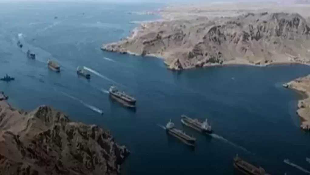 ”بلومبرج”: إغلاق فعلي لمضيق هرمز يعطل ناقلات الغاز المسال ويرفع الأسعار عالميًا