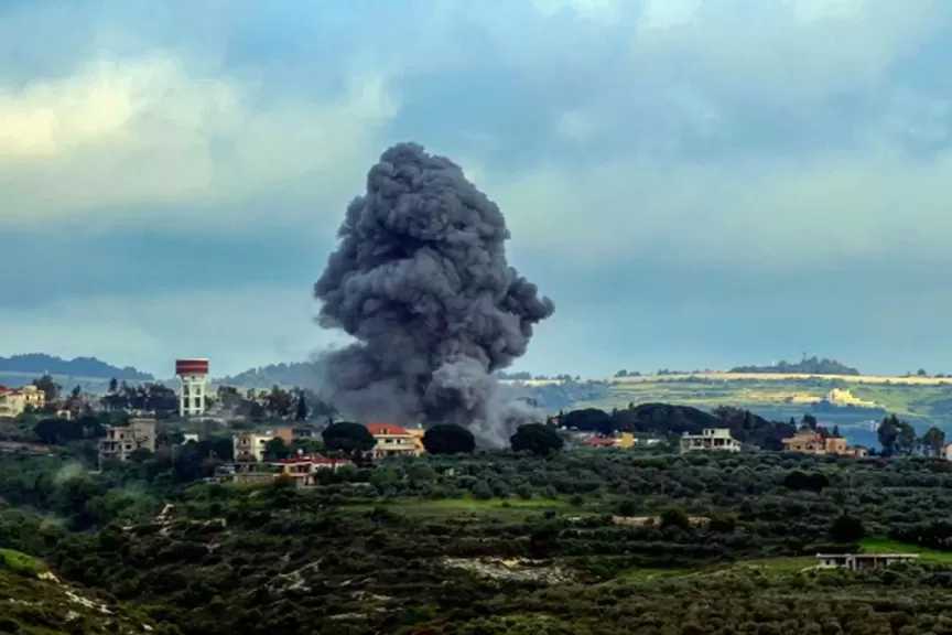 13 شهيدا في 24 غارة للاحتلال على جنوب لبنان