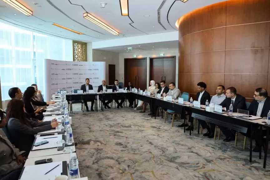 مائدة مستديرة لاستعراض ميثاق الشركات الناشئة وبحث مستقبل الاستثمار في مجال ريادة الأعمال