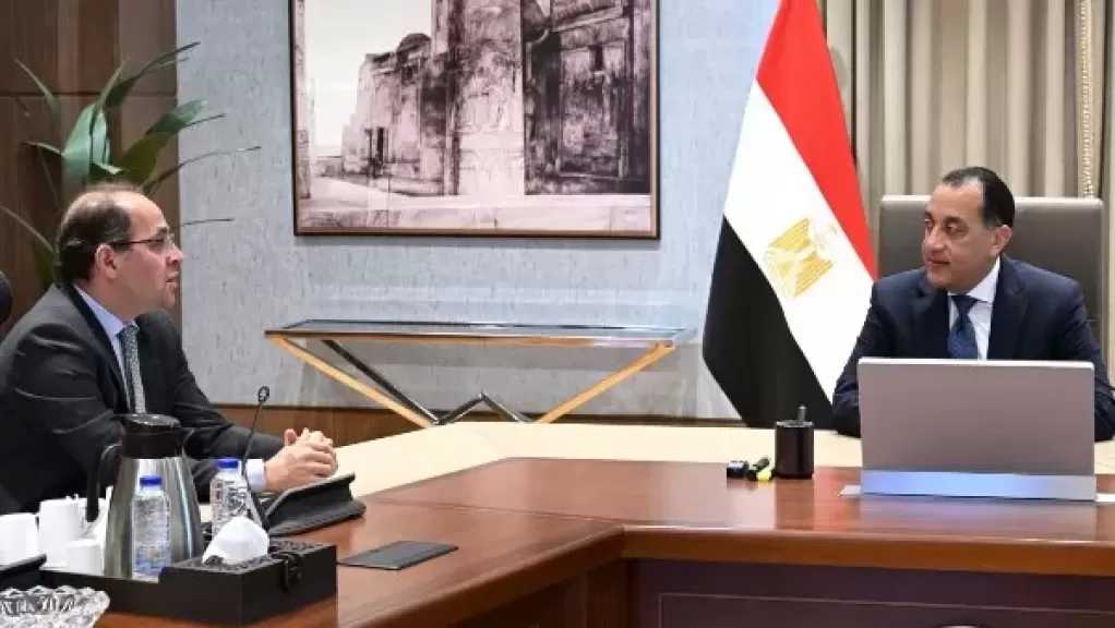 مدبولي يستعرض مع وزير المالية أبرز ما دار في اجتماعات صندوق النقد والبنك الدوليين بواشنطن