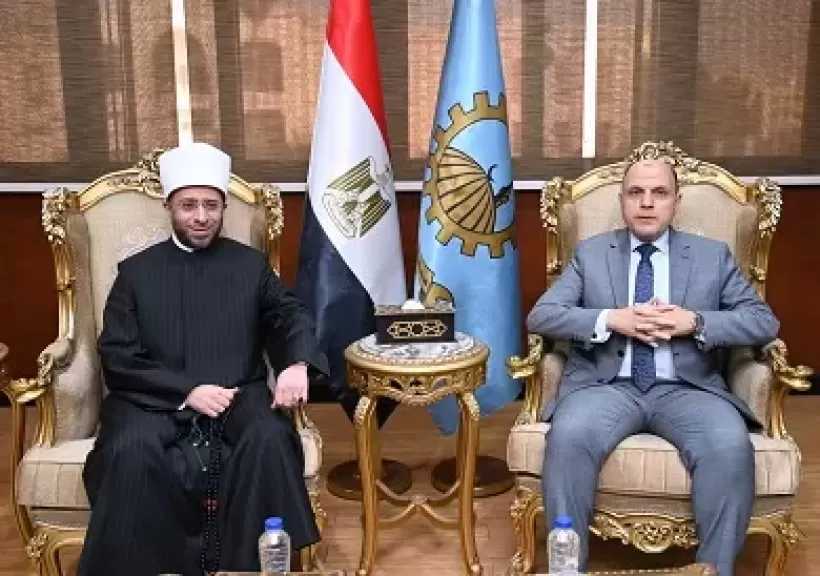 وزير الأوقاف يشيد بجهود الغربية في دعم العمل التنموي والمجتمعي