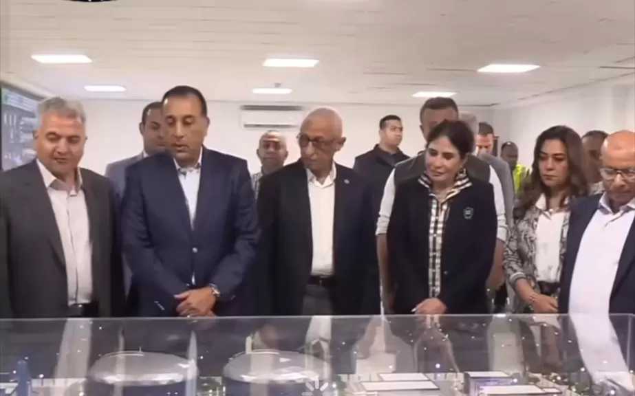 رئيس الوزراء يتفقد ويفتتح عدد من المشروعات التنموية والخدمية.. فيديو
