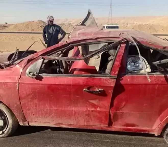 مصرع 3 طلاب جامعيين في انقلاب سيارة ملاكي على طريق فرشوط- نجع حمادي بقنا