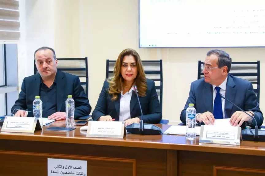 وزيرة التنمية المحلية والبيئة تستعرض رؤية ومسارات العمل المستقبلي للوزارة أمام لجنة الطاقة والبيئة بمجلس النواب