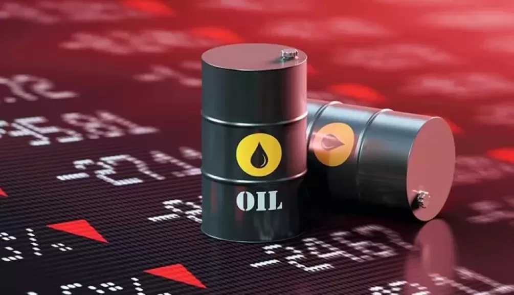 انخفاض أسعار النفط بعد تمديد وقف إطلاق النار بين أمريكا وإيران