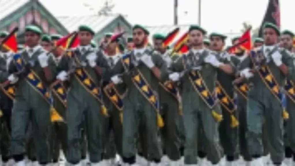 الحرس الثوري : الأعداء توسلوا لوقف إطلاق النار .. ونعدهم بمفاجآت