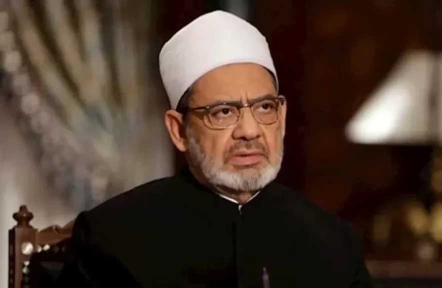شيخ الأزهر يهنئ الرئيس السيسي والقوات المسلحة والشعب المصري بذكرى تحرير سيناء