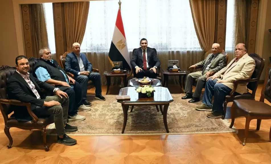 وزير الرياضة يؤكد على تقديم الدعم الكامل لنجوم المنتخبات المصرية واللاعبين القدامي