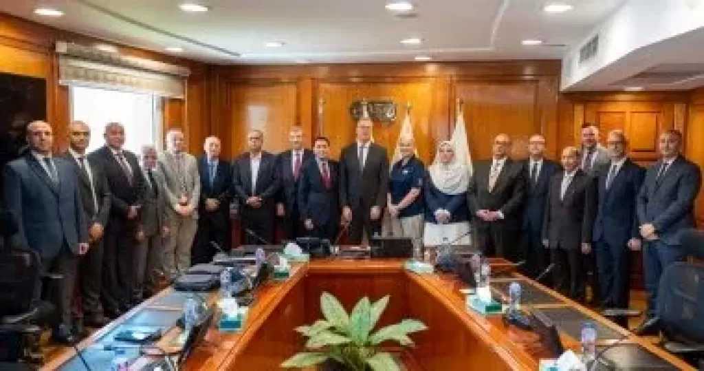 وزير البترول يشارك في احتفال اليوبيل الذهبي لجمعية مهندسي البترول في مصر