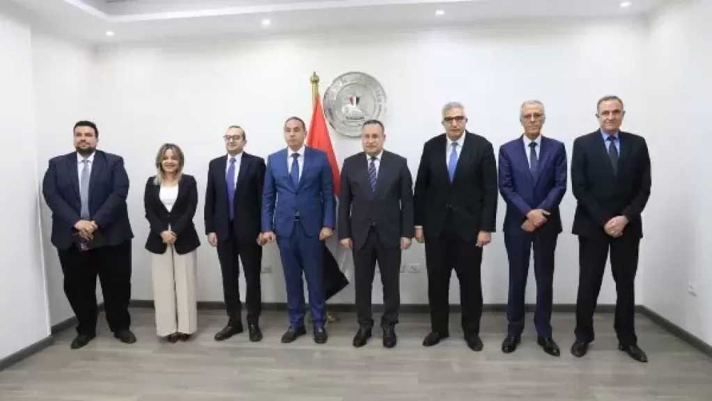 التعليم العالي والرقابة المالية يتفقان على نشر الثقافة الاستثمارية بين طلاب الجامعات
