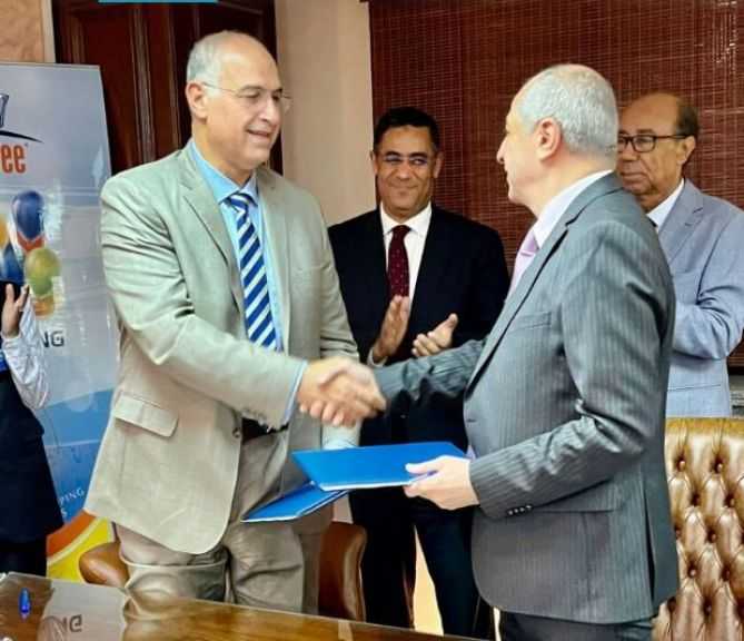 عمرو محمود رئيسا لمصر للطيران للسياحة الكرنك والأسواق الحرة