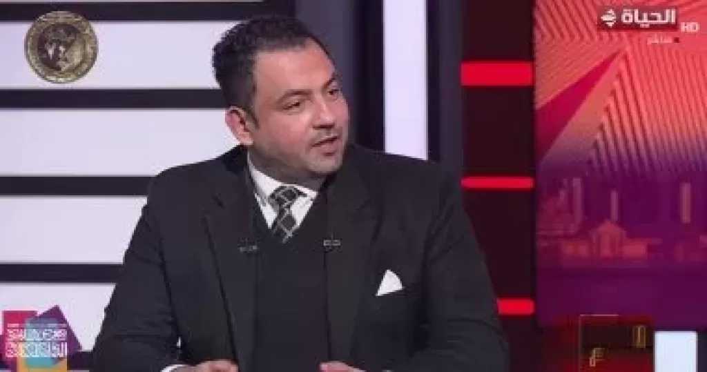 أستاذ علاقات دولية: ترامب ورّط الولايات المتحدة اقتصادياً وعسكرياً
