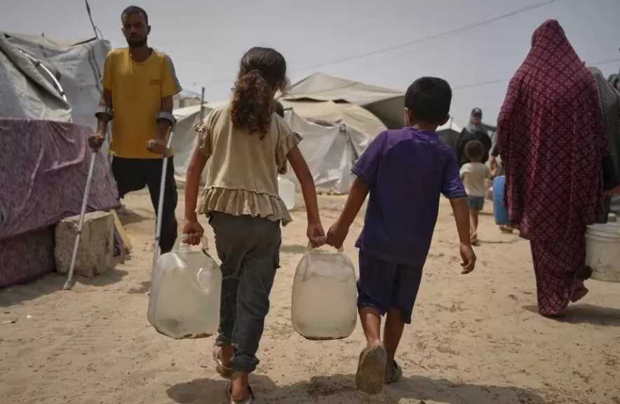 أطباء بلا حدود: إسرائيل تستخدم المياه سلاحا في غزة