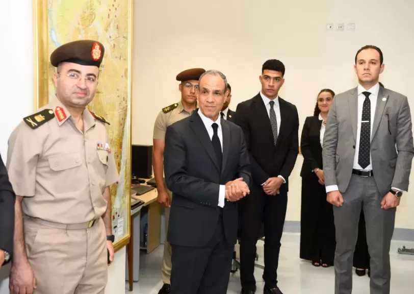 وزير الخارجية يفتتح غرفة حفظ الوثائق المؤمنة بمقر الوزارة.. صور