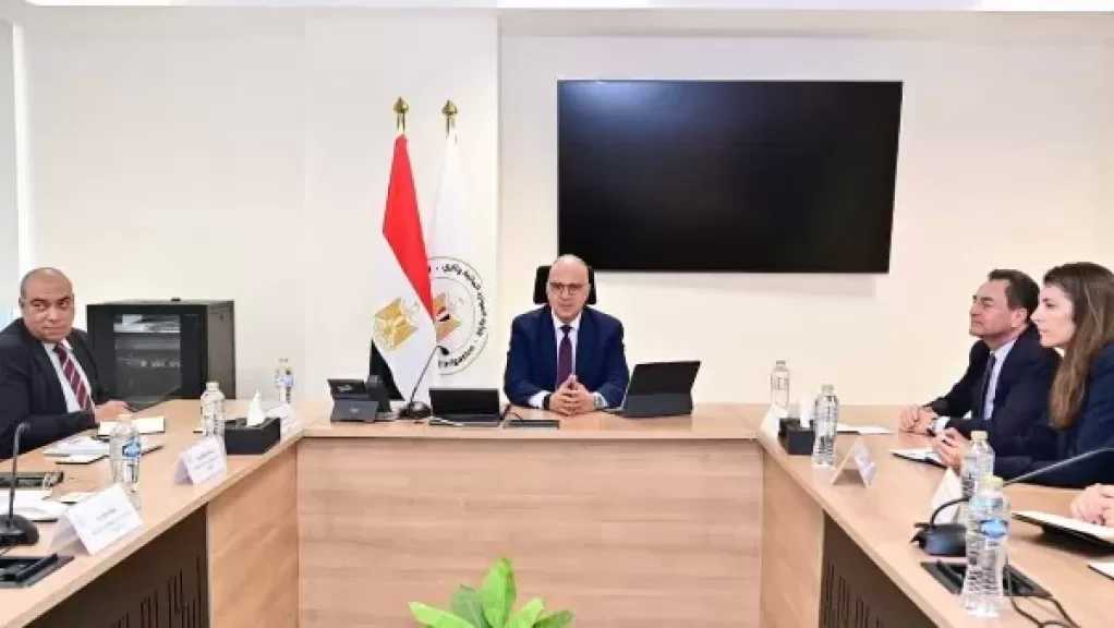 وزير الري: منحة فرنسية لمشروع ”التحكم الآلي في تشغيل قناطر الدلتا”