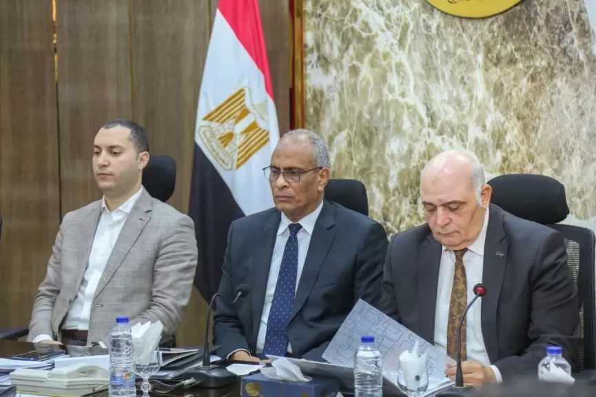 تنفيذي كفر الشيخ: تخصيص 40 ألف متر بمركز مطوبس لمصنع تدوير مخلفات القمامة.. صور