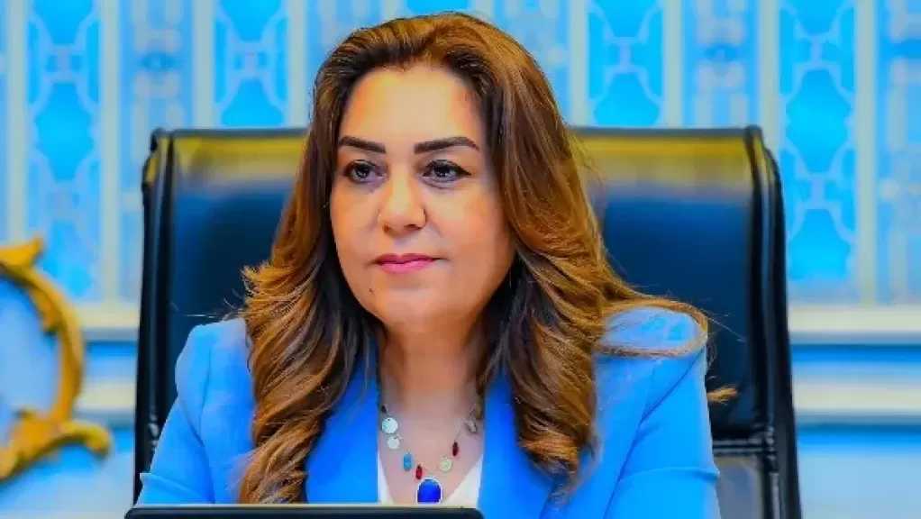 منال عوض تهنئ الرئيس السيسي ورئيس الوزراء بعيد العمال: «عمال مصر رمز الكفاح وبناة التنمية»