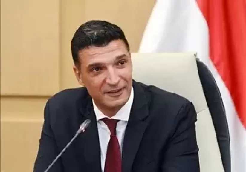 وزير الصناعة يصدر قرارا بمد وتحديث حزمة تيسيرات لدعم المشروعات الصناعية المتعثرة