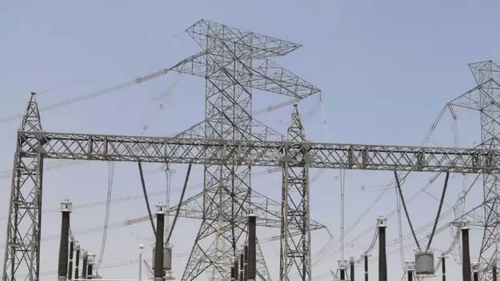 المصرية لنقل الكهرباء توافق على تجديد إجازات العاملين بالخارج