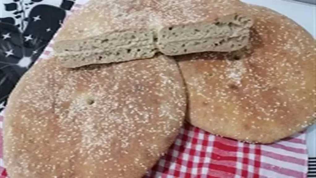 خبير يحذر من الانسياق وراء تريند عيش الشعير