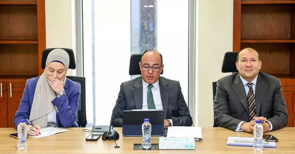التخطيط تبحث التعاون مع صندوق الاستثمار الأخضر «GCF» لتعزيز المشروعات الخضراء الذكية