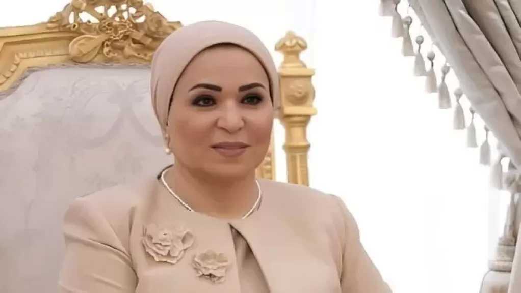 السيدة انتصار السيسي في عيد العمال: نُثمن عطاء عمال مصر ودورهم في دعم مسيرة التنمية
