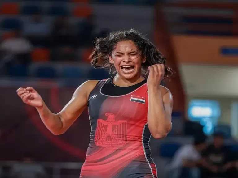 منتخب المصارعة للسيدات يتوج بميداليتين في البطولة الأفريقية