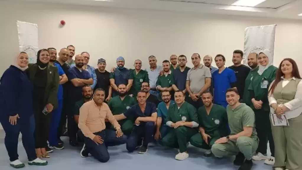 تكلفتها 3 ملايين جنيه قٌدمت بالمجان ..الرعاية الصحية تجري عملية إصلاح الصمام الميترالي بتقنية “Mitral Clip”