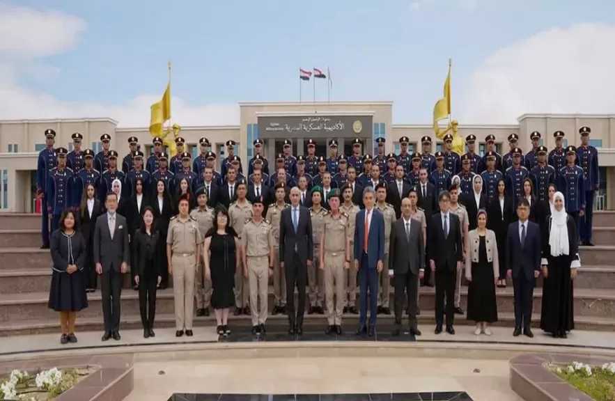 القوات المسلحة تنظم زيارة ميدانية لوفد من جامعة هيروشيما اليابانية للأكاديمية العسكرية المصرية