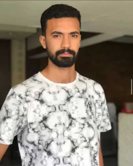 قبل العرض بـ10 أيام.. كريم عادل يشارك بدور غيبوبة في فيلم الكلام على إيه