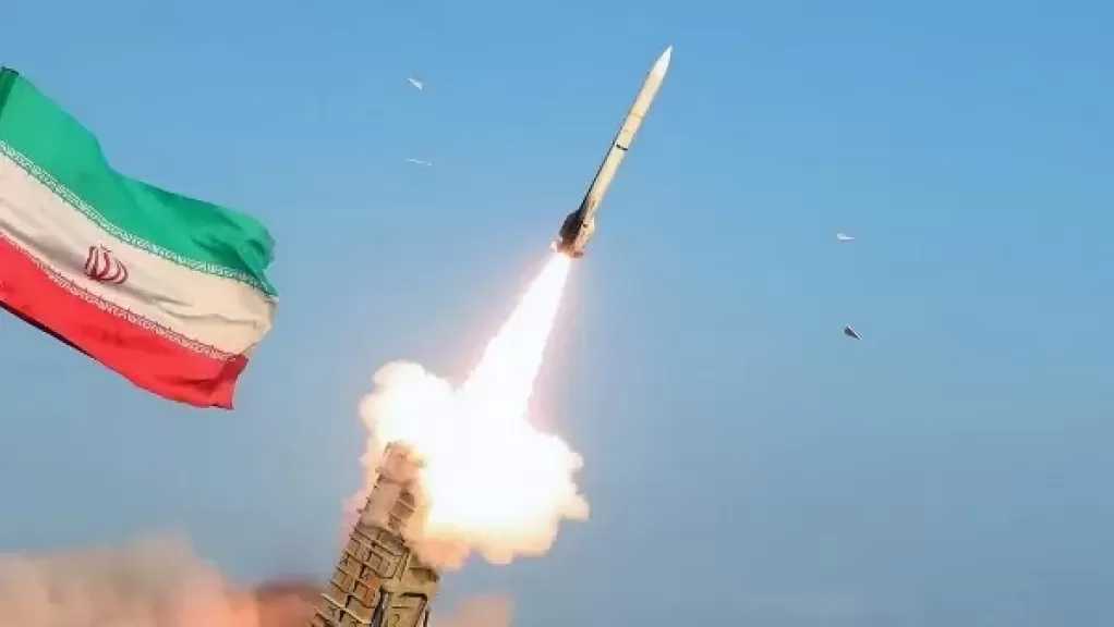 أستاذ بالناتو : الدفاع الجوي في الإمارات أثبت كفاءته في التصدى لصواريخ إيران