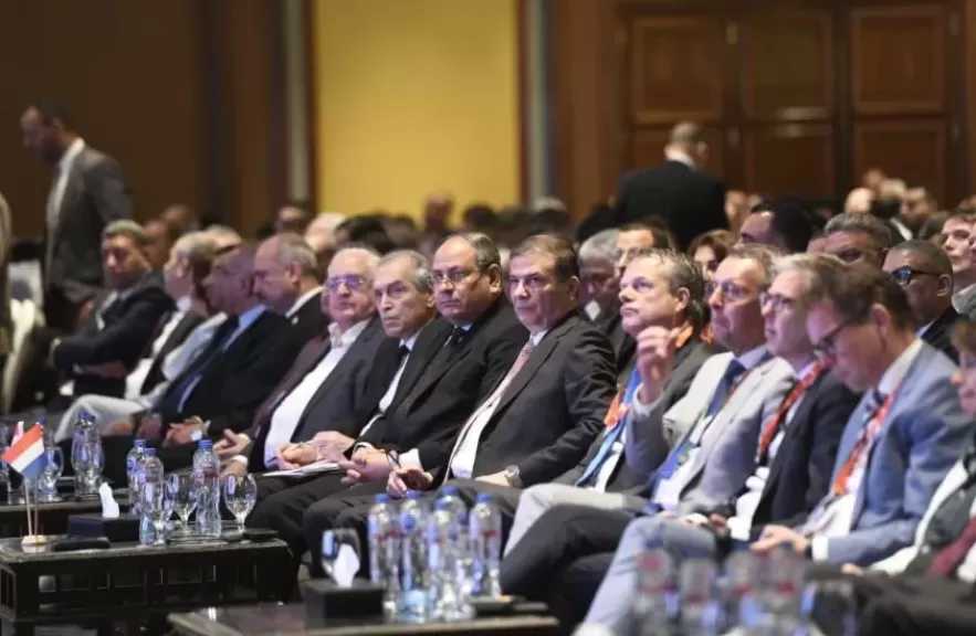 وزير الزراعة يفتتح فعاليات مؤتمر الشراكة الزراعية المصرية- الهولندية