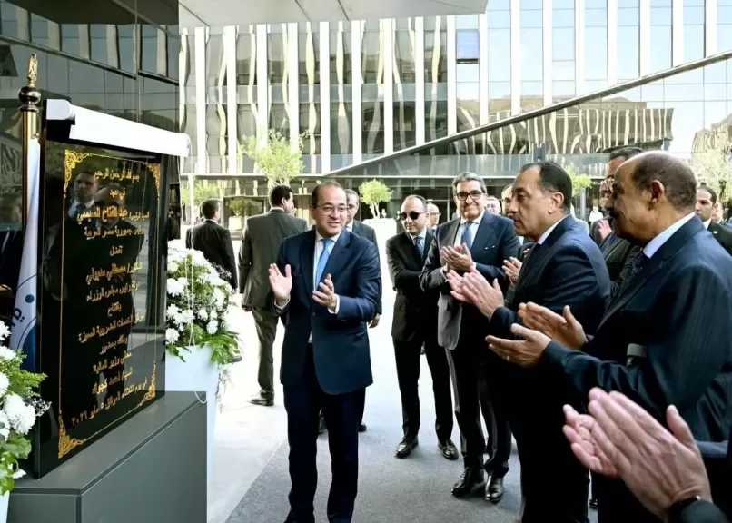 ”مدبولي”: إنشاء عدد من المراكز الضريبية المتميزة على مستوى الجمهورية.. هدفنا بناء نظام ضريبي عادل ومبسط ومحفز لمناخ الاستثمار