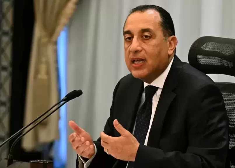 مجلس الوزراء يُوافق على استمرار تطبيق نظام العمل عن بُعد يوم الأحد خلال يونيو