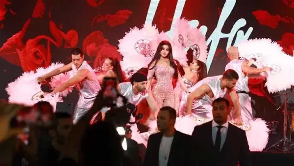 هيفاء وهبي تعود لجمهورها المصري بحفل ”كامل العدد”